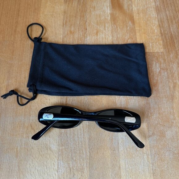 Authentic Vintage 90s Deadstock Slim Black Oval Sunglasses - Picture 5 of 7